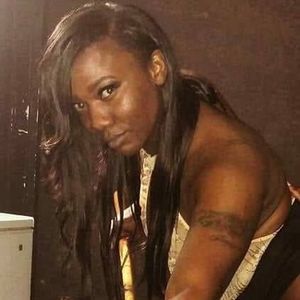 Meet your Posher, Monique